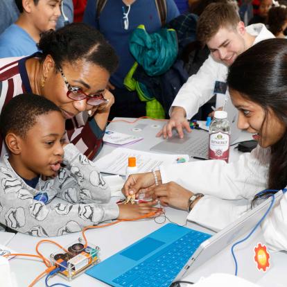 child learns about the brain at recent saturday science